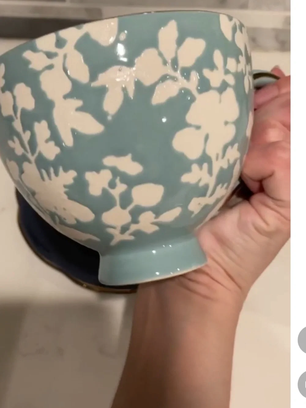 SUNDAY SALE ; 2/15$.   Threshold tea cups. TEA FOR TWO!